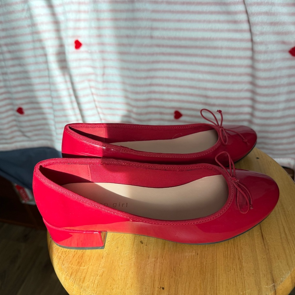 Red Ballet Flats with Small Heel